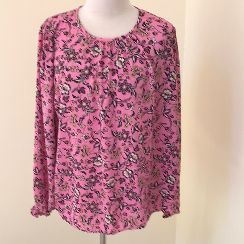 Ann Taylor factory large floral long sleeve blouse.